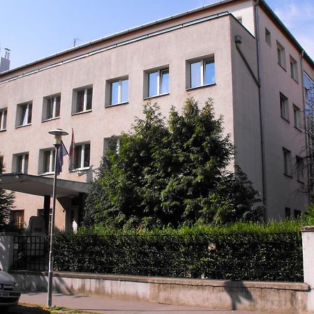 Jozsef Attila Guesthouse Budapest Exteriör bild