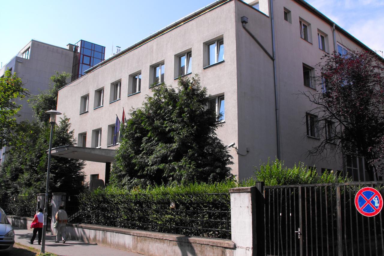 Jozsef Attila Guesthouse Budapest Exteriör bild