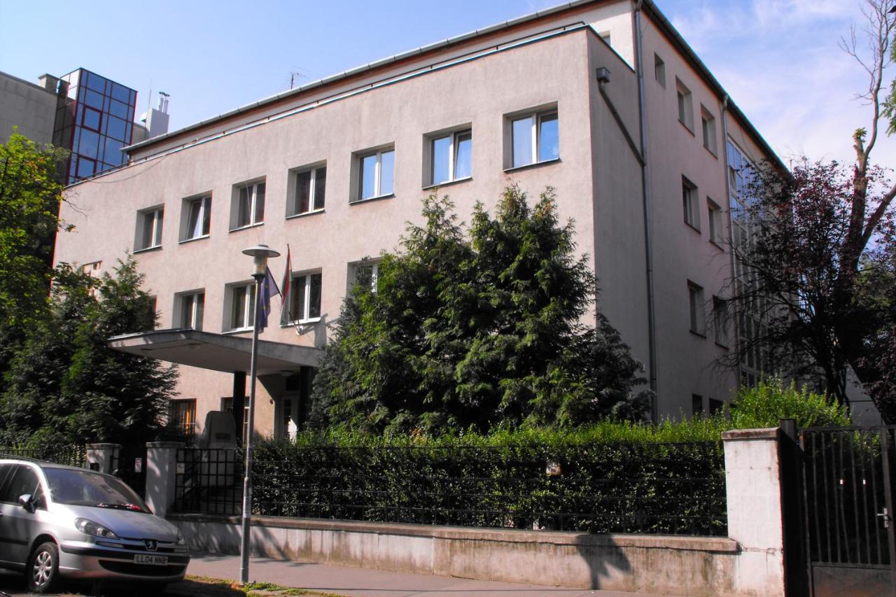 Jozsef Attila Guesthouse Budapest Exteriör bild